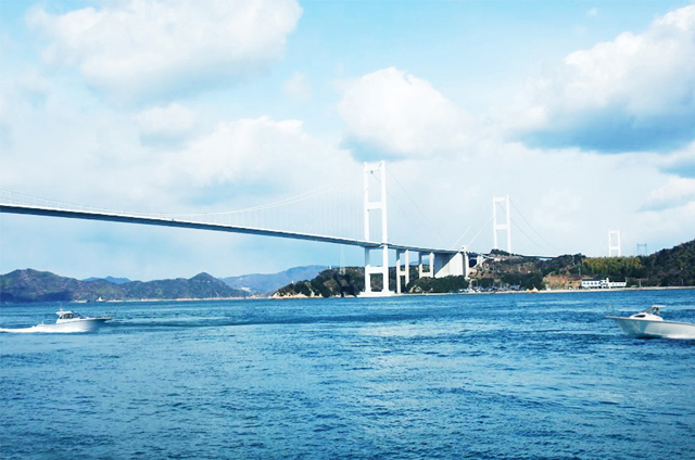 今治市の海 来島マリーナ