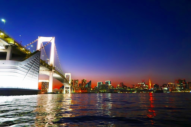 マリンライセンスロイヤル東京　東京サンセットクルージング操船セミナー　マリンライセンスロイヤル