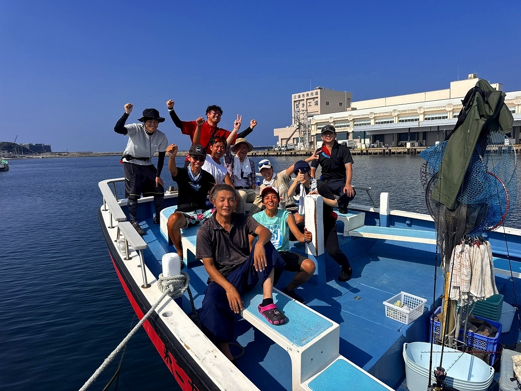 えいあん丸　マリンライセンスロイヤル